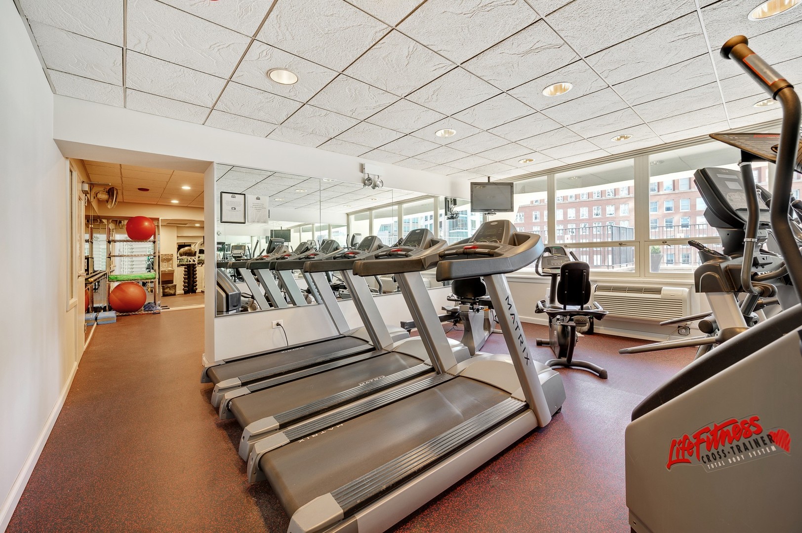 111 East Chestnut Street, Unit 20D Chicago, IL 60611 - Photo 20 of 23