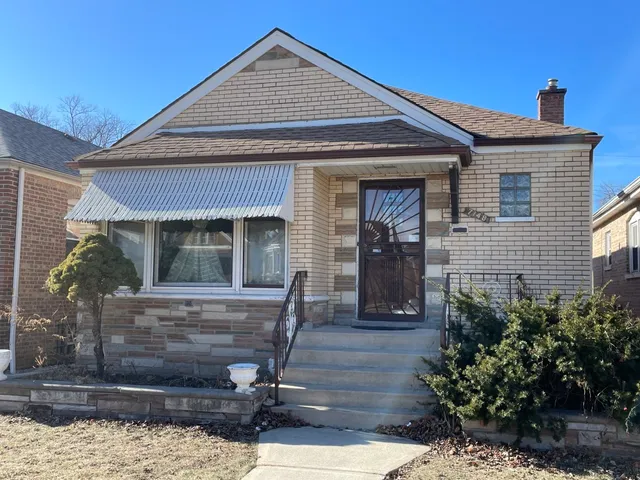 $264,000 | 7148 South Sawyer Avenue, Chicago, IL 60629
