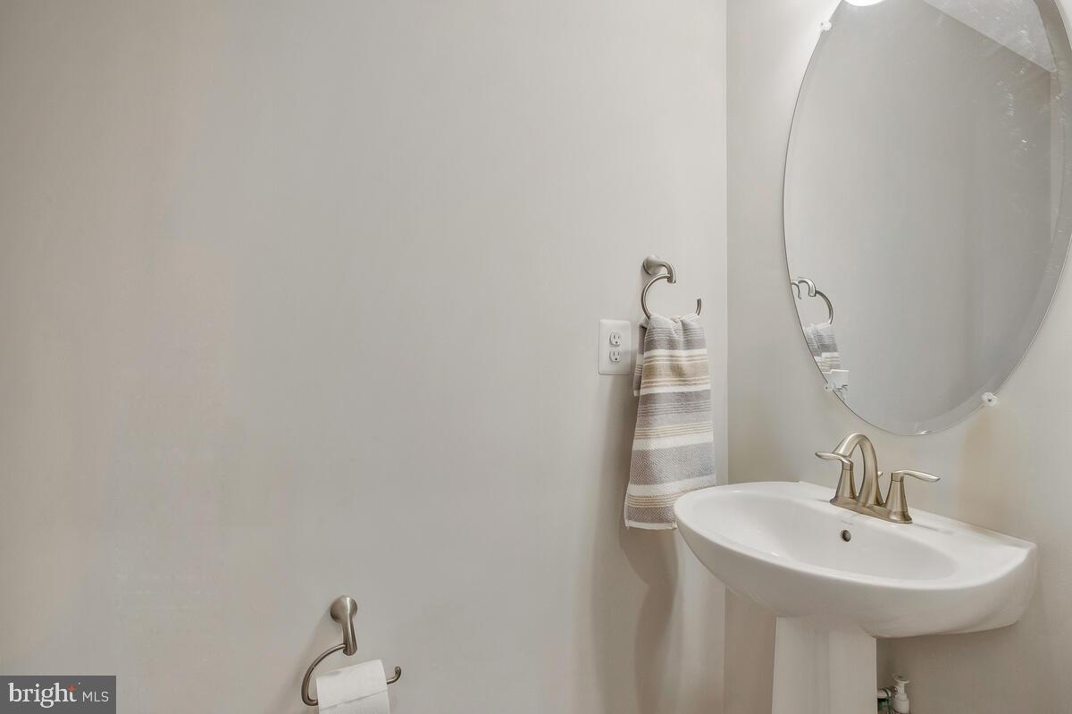 2723 Lady Slipper Road Gambrills, MD 21054 - Photo 40 of 50 4th Floor Powder Room