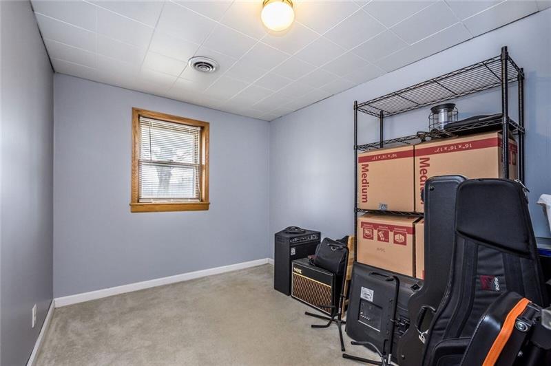 119 Hodgson Road Darlington, PA 16115 - Photo 12 of 17 Gallery Image 12
