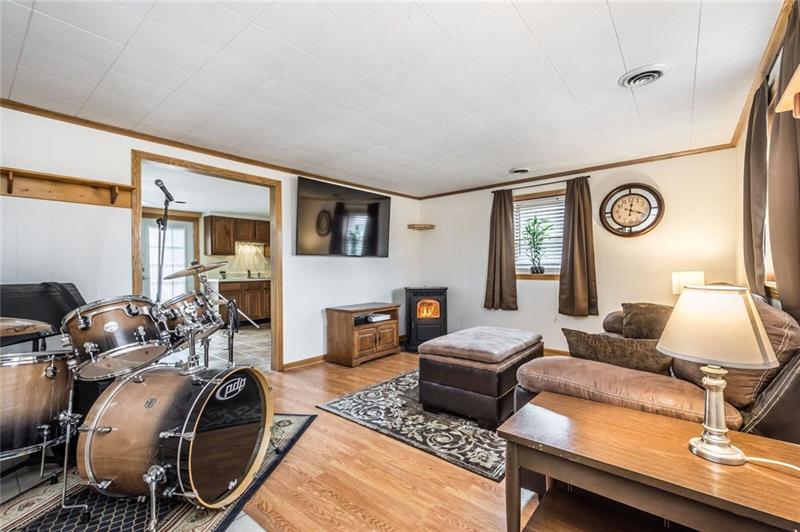 119 Hodgson Road Darlington, PA 16115 - Photo 5 of 17 Gallery Image 5