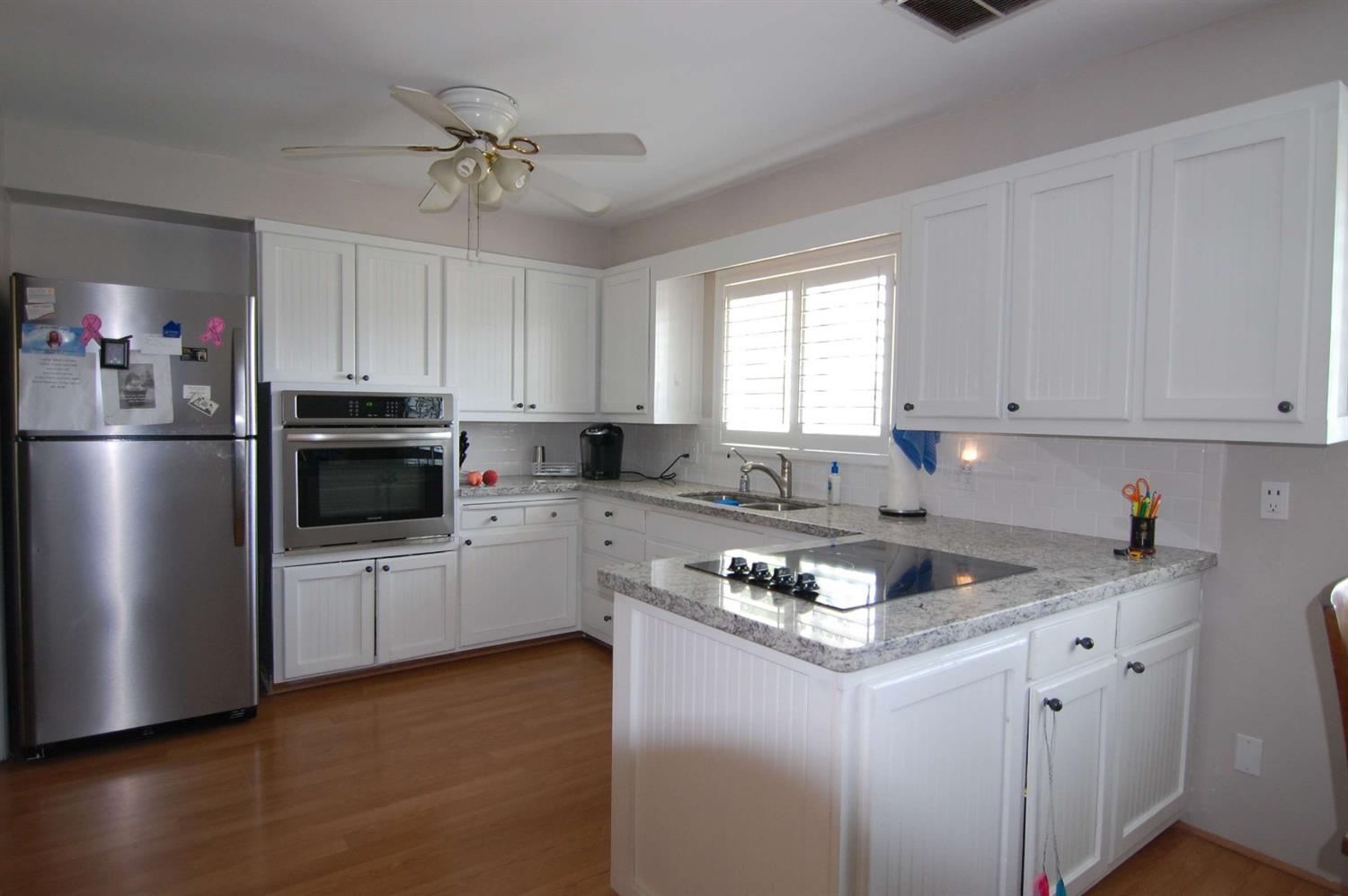 19550 East Parlier Avenue Reedley, CA 93654 - Photo 4 of 13 Gallery Image 4