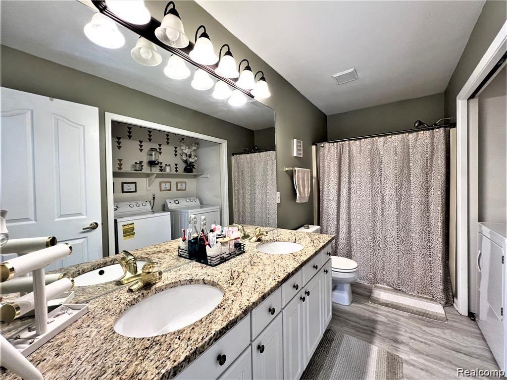 45166 Thornhill Road Canton, MI 48188 - Photo 26 of 31 Photo Mar 27, 2 48 31 PM.jpg