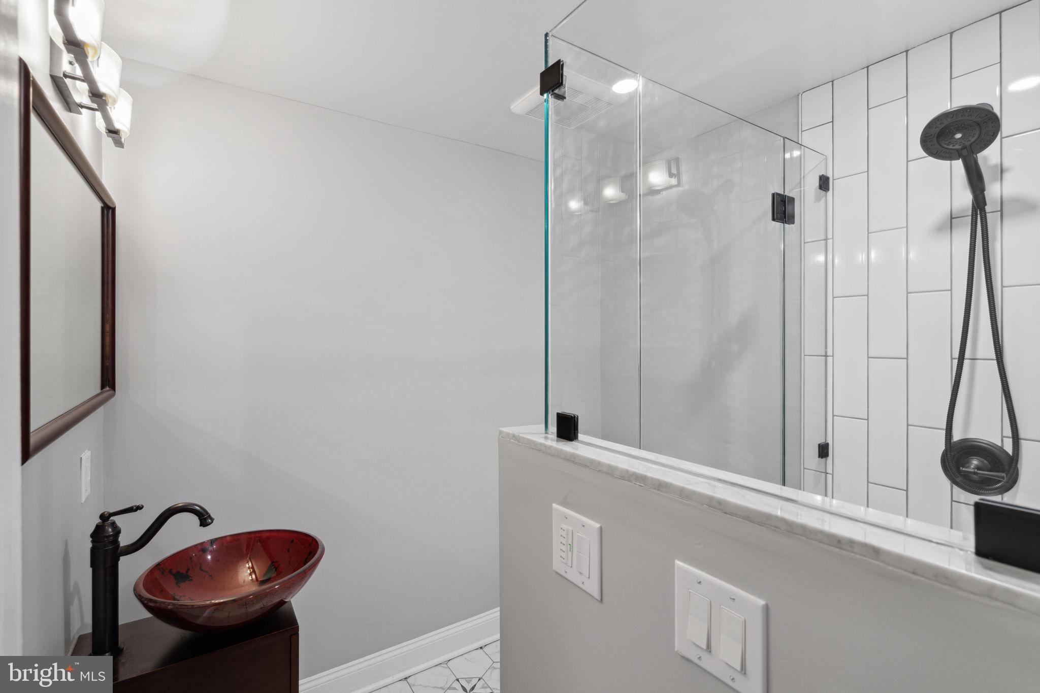 621 Bridle Road Glenside, PA 19038 - Photo 3 of 31