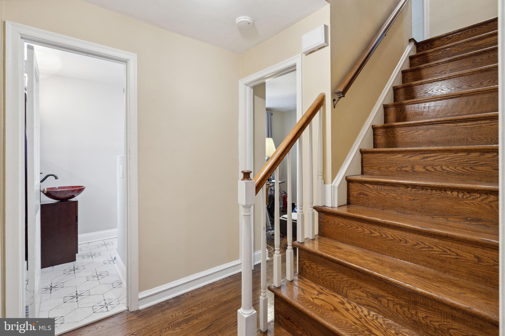 621 Bridle Road Glenside, PA 19038 - Photo 5 of 31