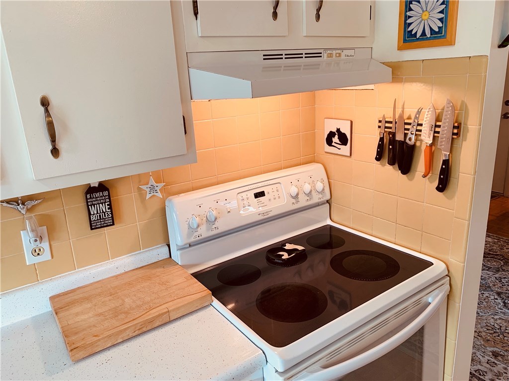39 Tupelo Road South Kingstown, RI 02879 - Photo 14 of 19