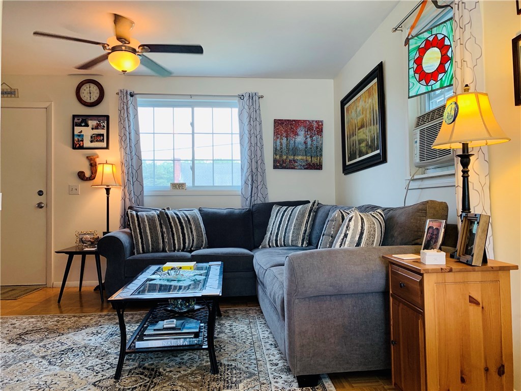 39 Tupelo Road South Kingstown, RI 02879 - Photo 3 of 19