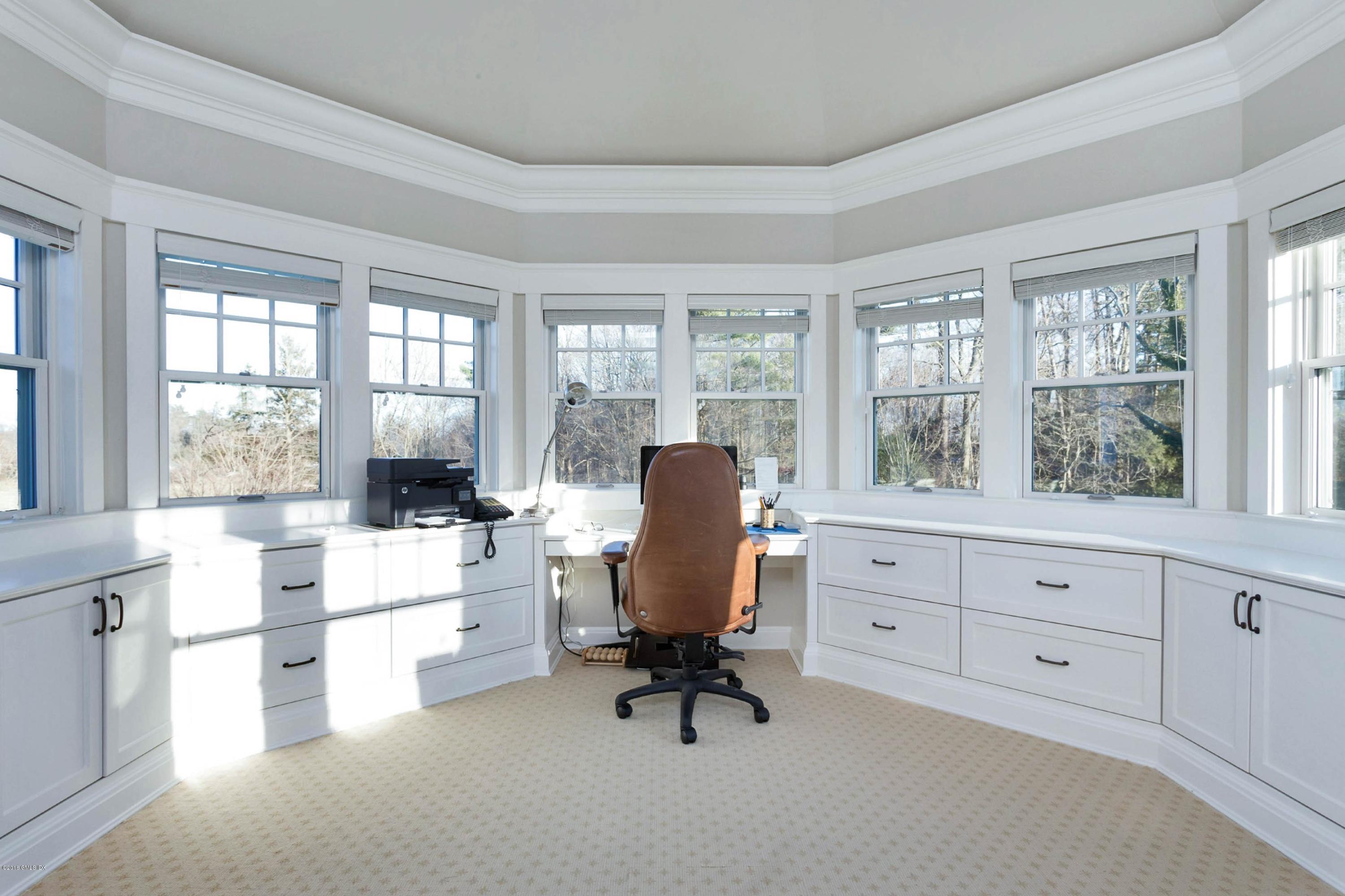 518 Indian Field Road Greenwich, CT 06830 - Photo 24 of 33 99135539-24