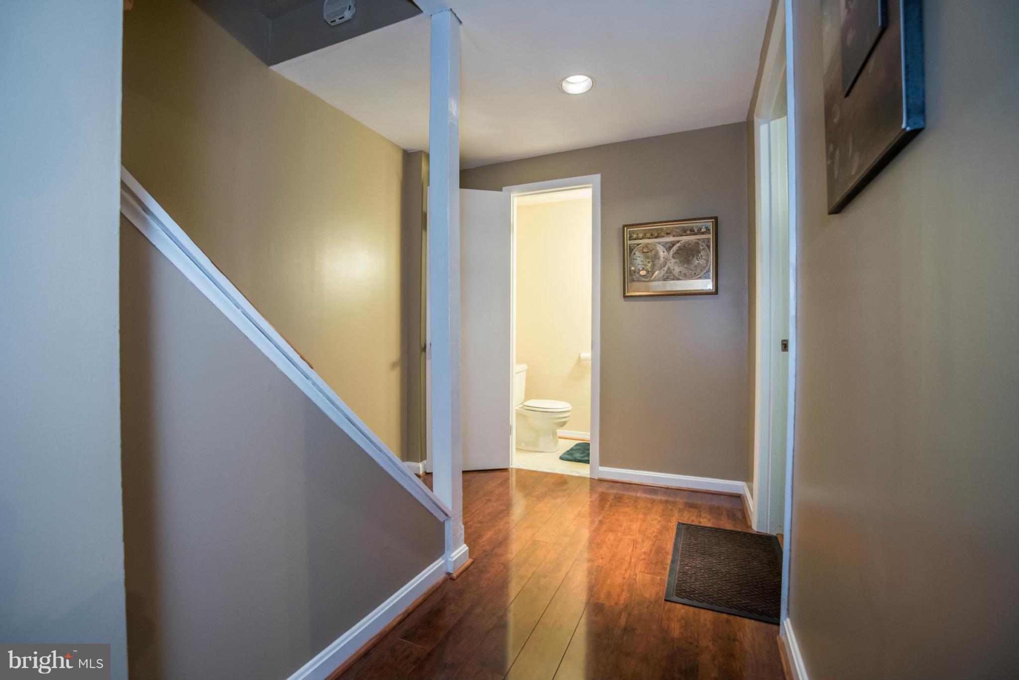 7913 Birchtree Court Springfield, VA 22152 - Photo 16 of 23 Interior (General)