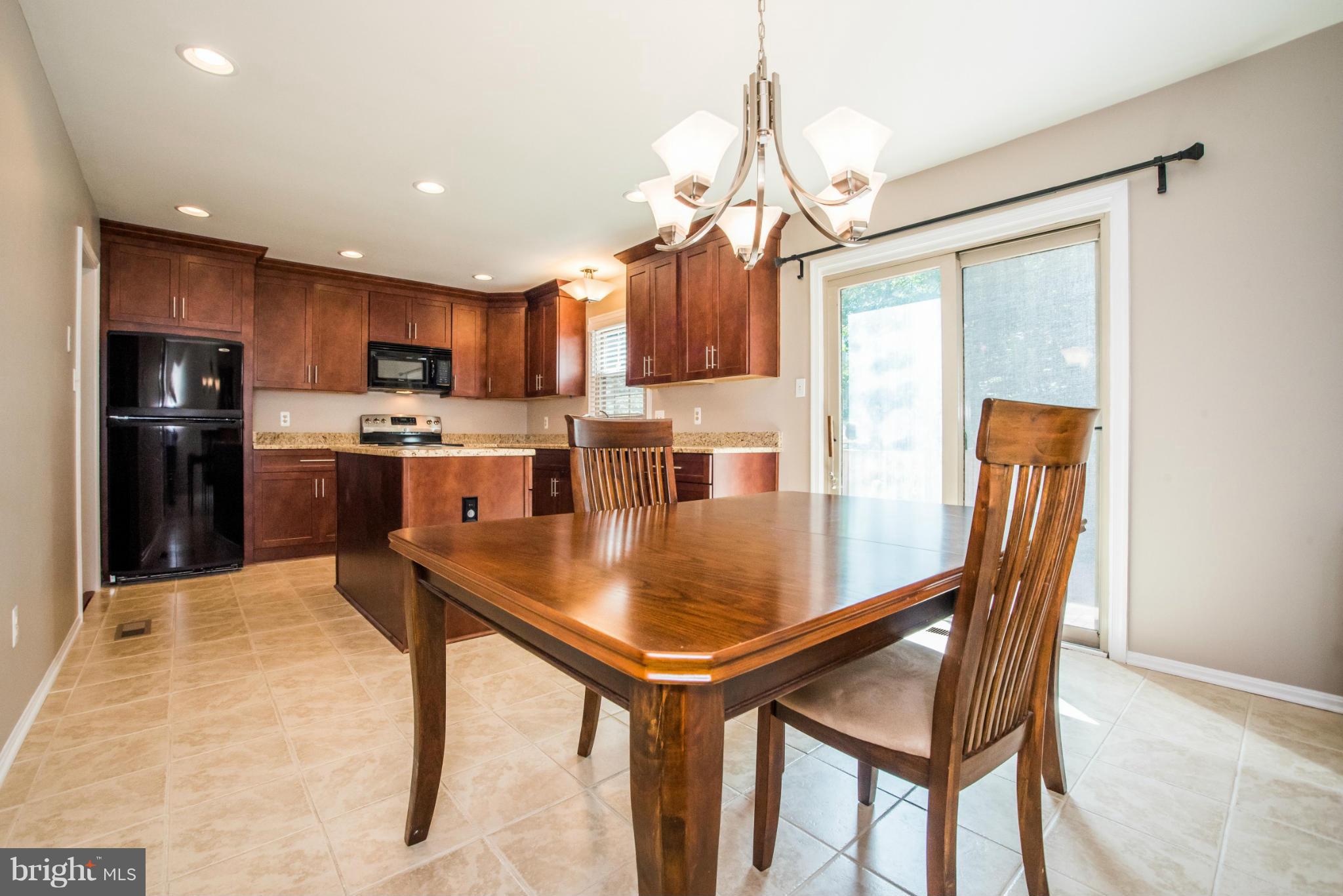 7913 Birchtree Court Springfield, VA 22152 - Photo 7 of 23 Dining Room