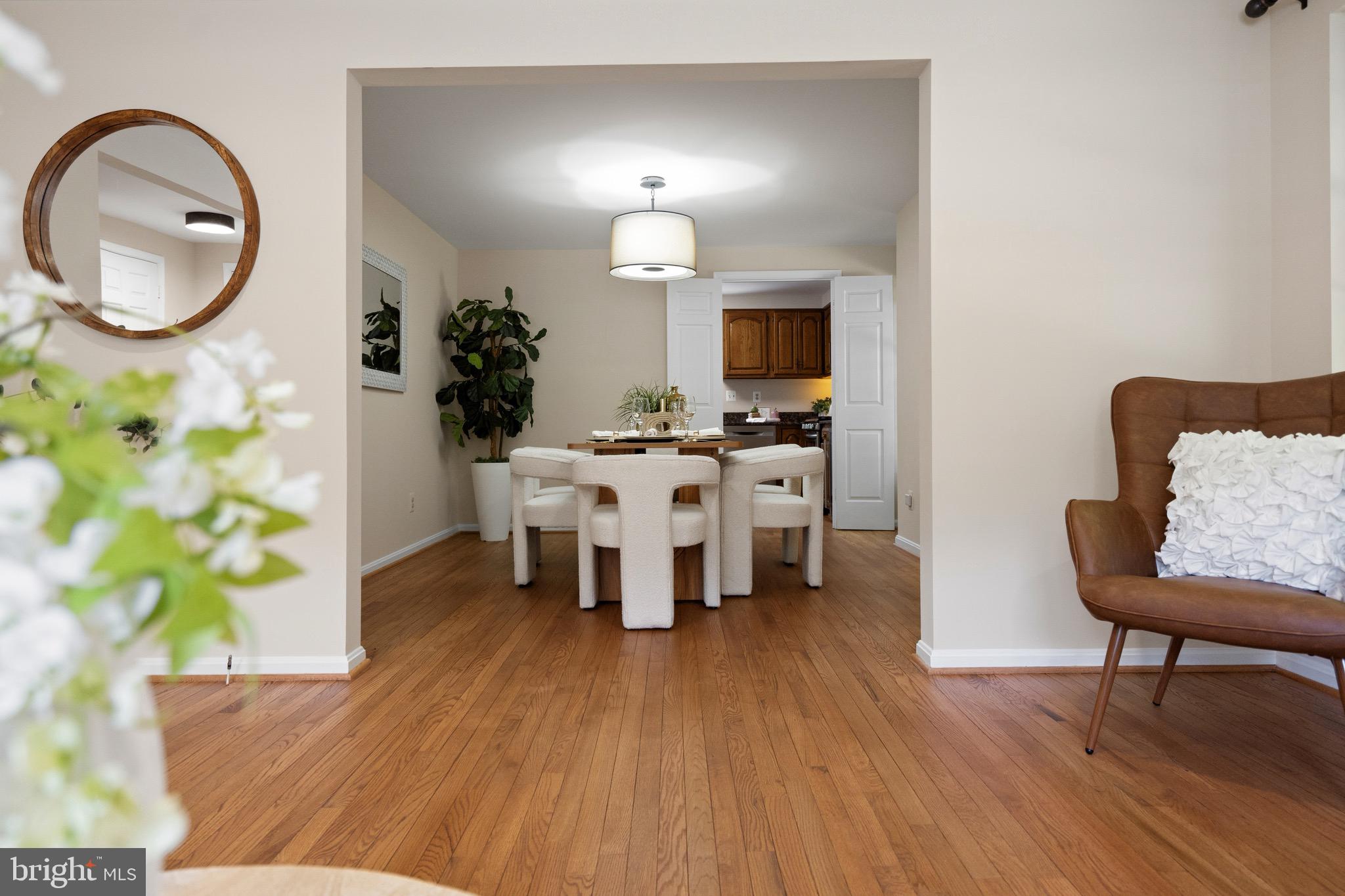 8943 Park Forest Drive Springfield, VA 22152 - Photo 14 of 74 Adjoining dining room