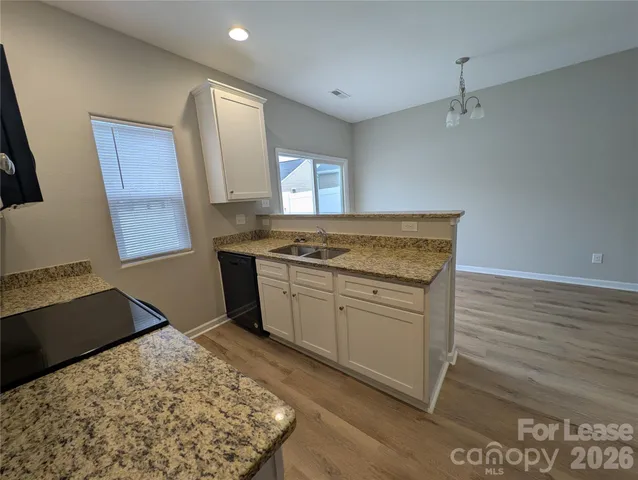 $1,995 | 8419 Candlenut Lane, Charlotte, NC 28215