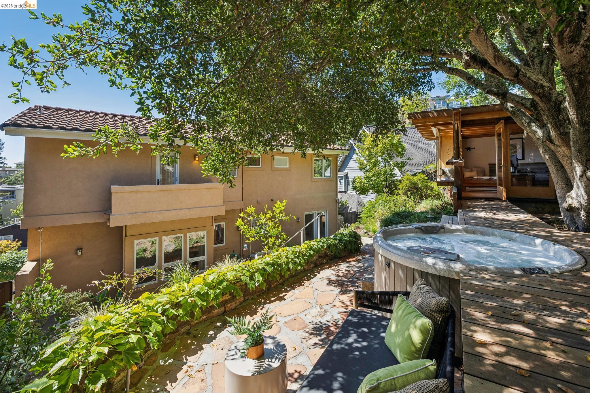 122 Vicente Road Berkeley, CA 94705 - Photo 28 of 51