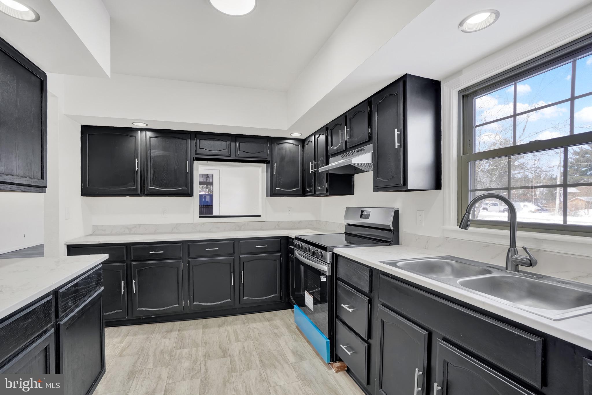 970 Whisler Road Etters, PA 17319 - Photo 12 of 17