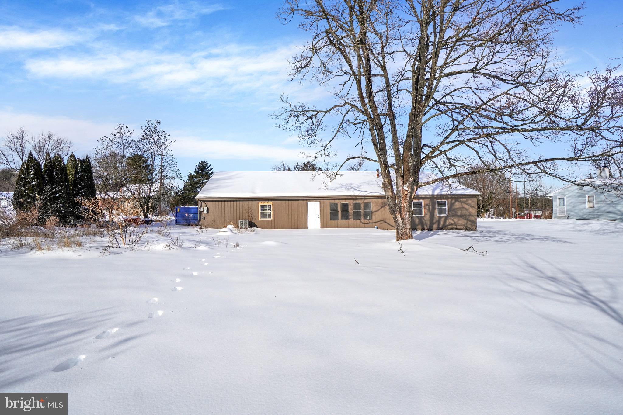 970 Whisler Road Etters, PA 17319 - Photo 3 of 17