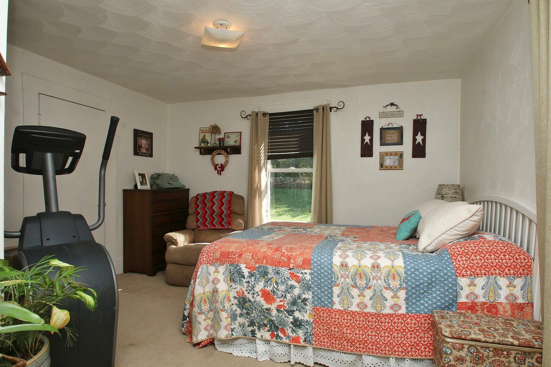 240 Valley Road Troutville, VA 24175 - Photo 24 of 62 img_8232
