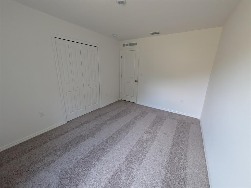 9065 107th Court Vero Beach, FL 32967 - Photo 31 of 40 a view of empty room