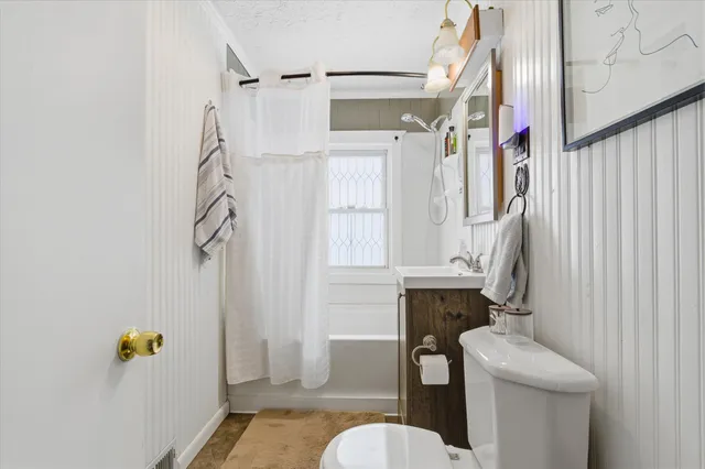 $449,000 | 8595 Columbia Highway, Eaton Rapids, MI 48827