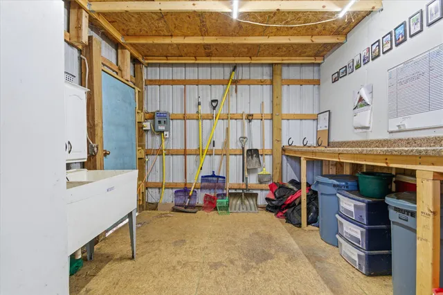 $449,000 | 8595 Columbia Highway, Eaton Rapids, MI 48827