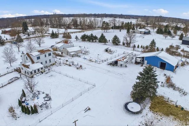 $449,000 | 8595 Columbia Highway, Eaton Rapids, MI 48827