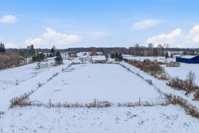 $449,000 | 8595 Columbia Highway, Eaton Rapids, MI 48827