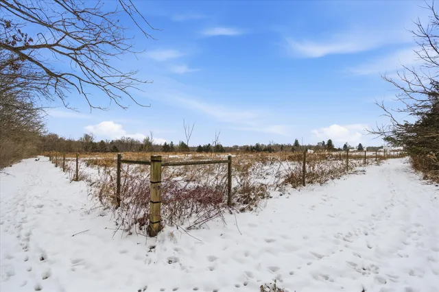 $449,000 | 8595 Columbia Highway, Eaton Rapids, MI 48827