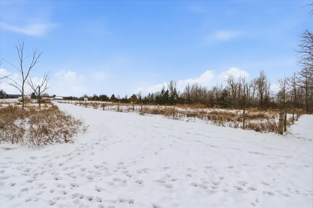 $449,000 | 8595 Columbia Highway, Eaton Rapids, MI 48827