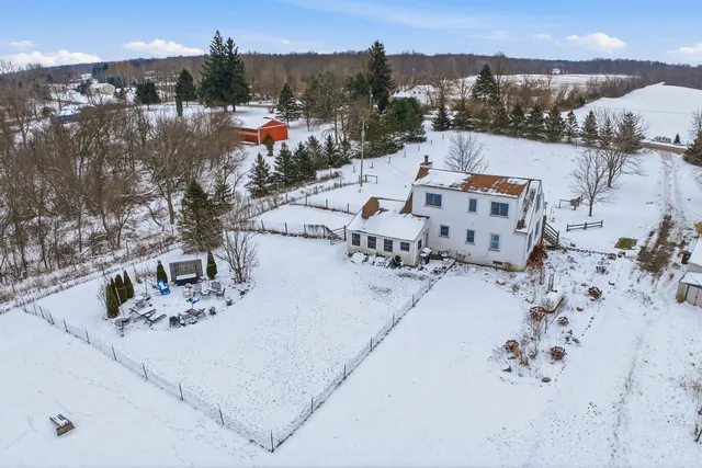 $449,000 | 8595 Columbia Highway, Eaton Rapids, MI 48827