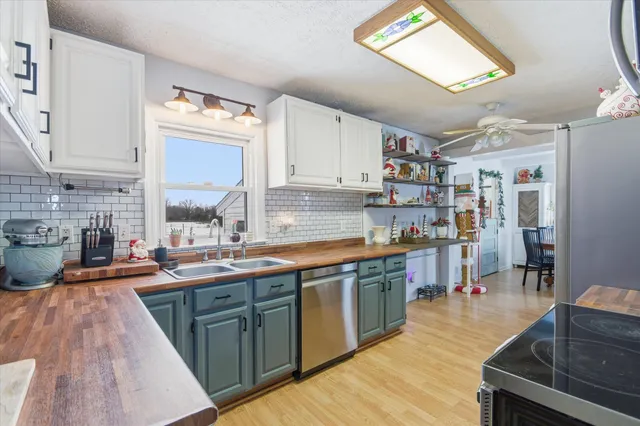 $449,000 | 8595 Columbia Highway, Eaton Rapids, MI 48827