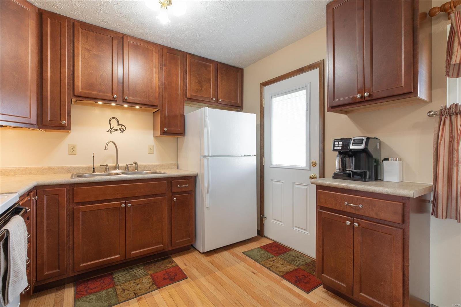 1009 West County Road Jerseyville, IL 62052 - Photo 15 of 34 Gallery Image 15