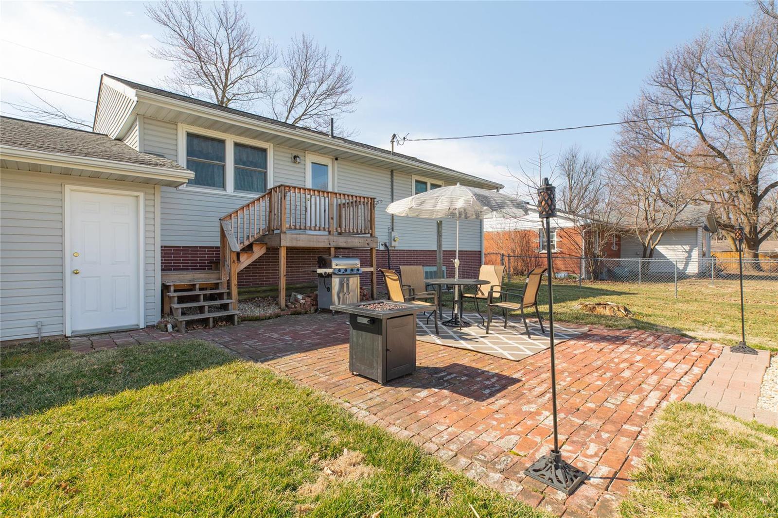 1009 West County Road Jerseyville, IL 62052 - Photo 8 of 34 Gallery Image 8