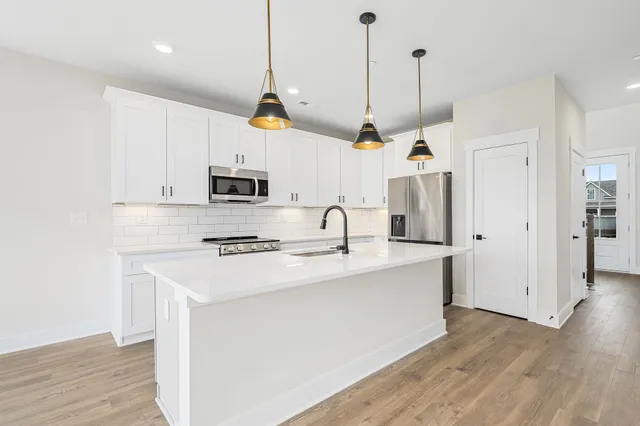 $419,900 | 10109 Whitehorn Lane, Bell Buckle, TN 37020