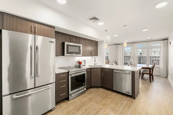 $4,200 | 20 Penniman Road, Unit P3, Boston, MA 02134