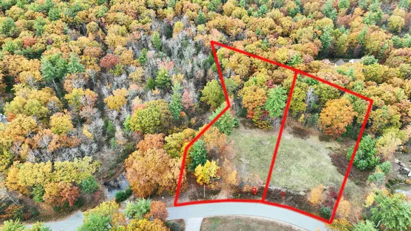 $300,000 | 9 Winterberry Road, Brookline, NH 03033