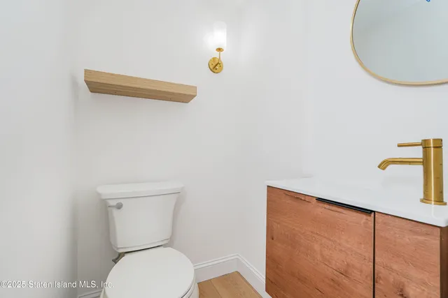 $829,999 | 28 Whittier Drive, Manalapan, NJ 07726