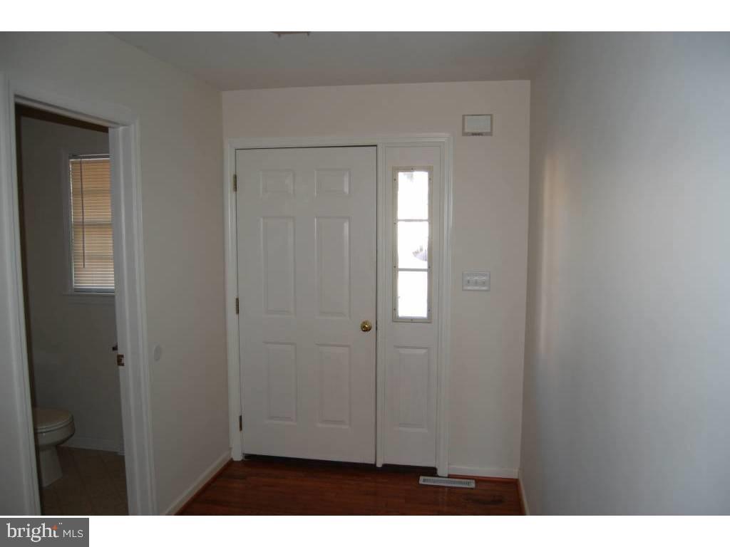91 Spring Street Mountville, PA 17554 - Photo 3 of 28 Gallery Image 3