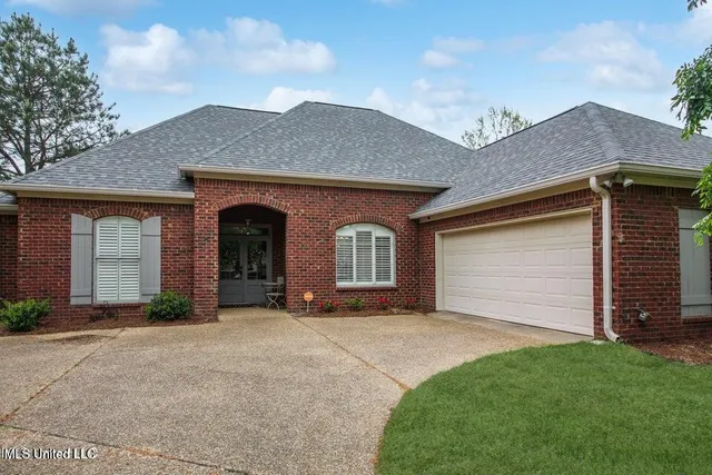 $2,750 | 714 Waters Drive, Madison, MS 39110