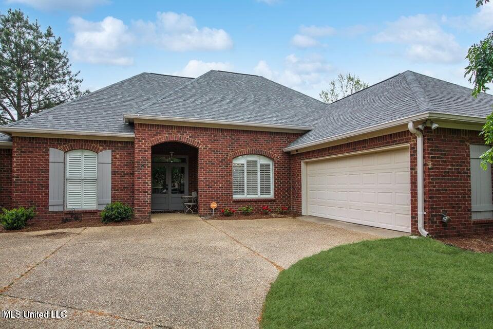 714 Waters Drive Madison, MS 39110 - Photo 1 of 28 20250401125153608744000000-o