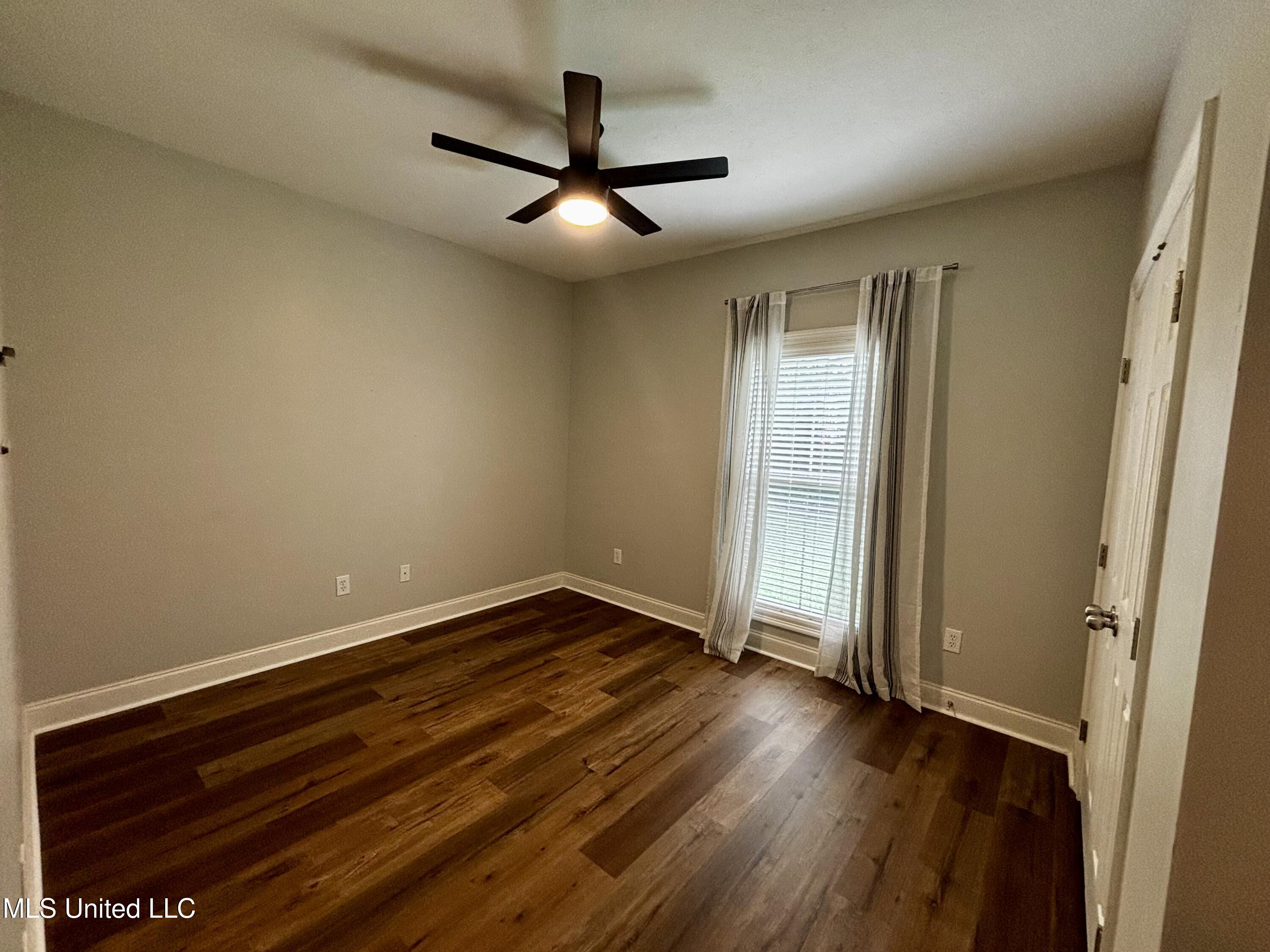 714 Waters Drive Madison, MS 39110 - Photo 13 of 28 FullSizeRender (14)