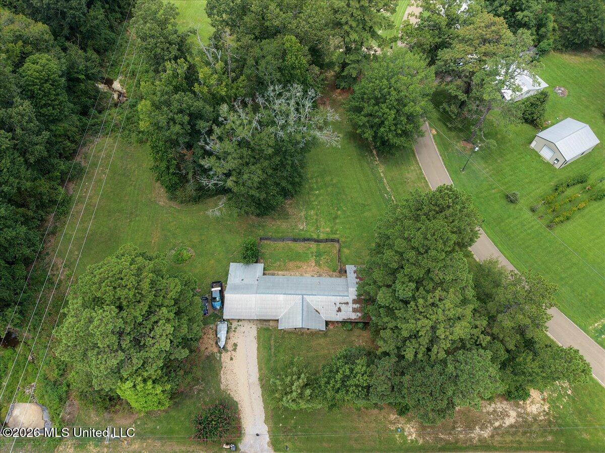 1305 Muse Road Florence, MS 39073 - Photo 5 of 31 01-Photo Aug 10 2026, 12 58 18 PM