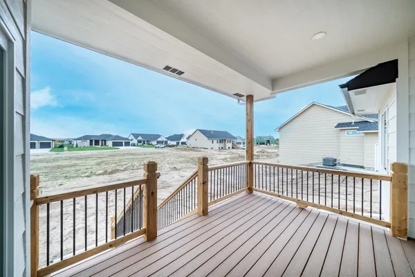 $445,310 | 3132 North Pine Grove Circle, Wichita, KS 67205