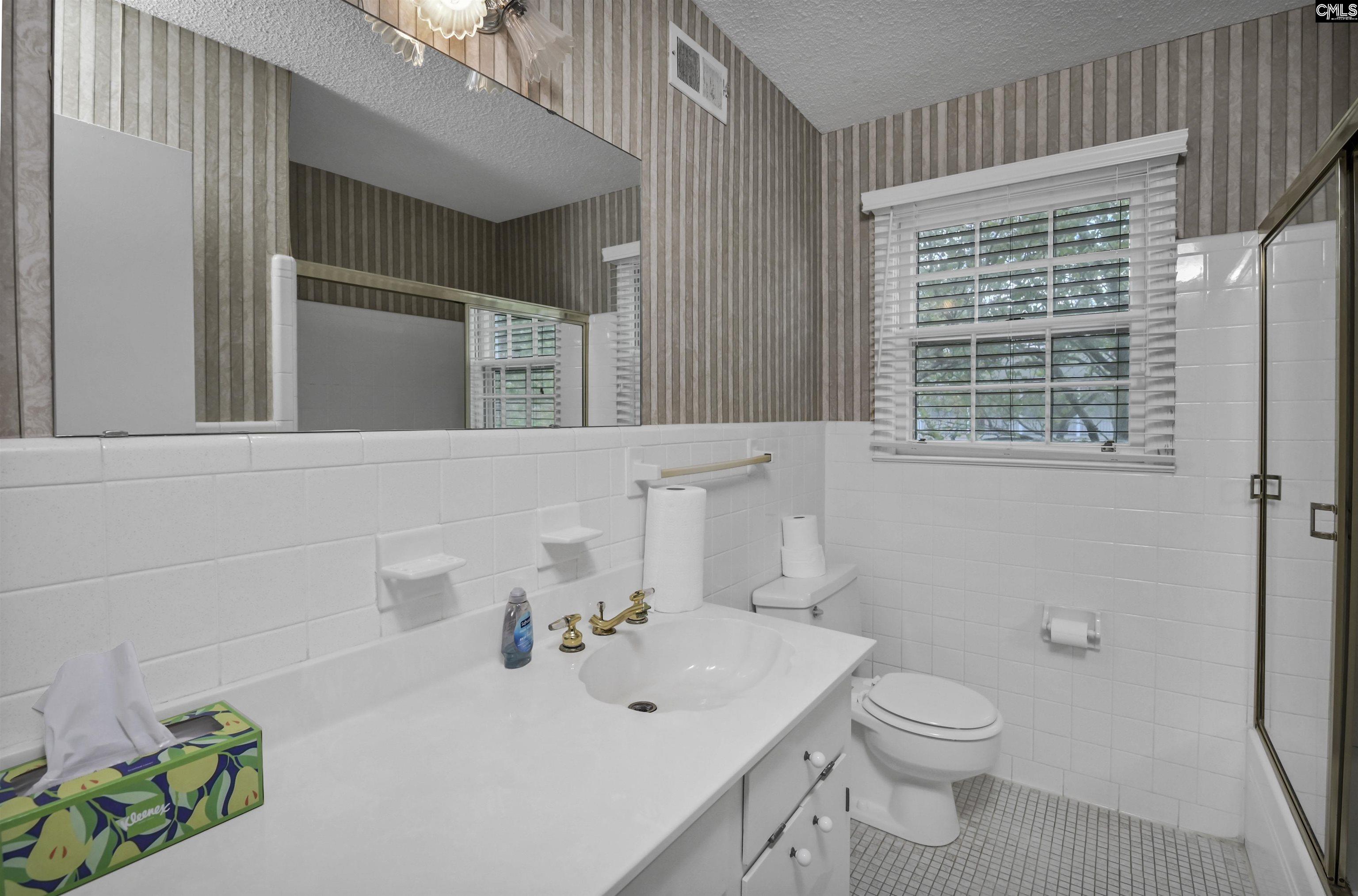 1604 Dalloz Road, Unit B Columbia, SC 29204 - Photo 23 of 34