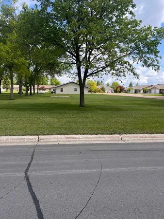 $11,000 | 101-103 Kent Street North, Lake Benton, MN 56149