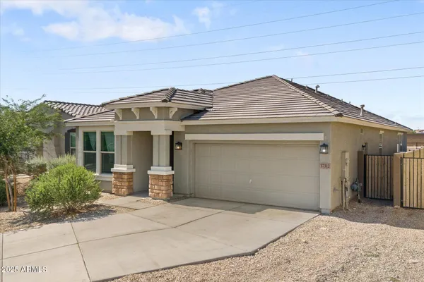 $2,400 | 17312 West Superior Avenue, Goodyear, AZ 85338