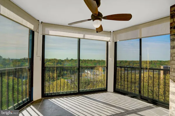 $2,350 | 5904 Mt Eagle Drive, Unit 812, Alexandria, VA 22303