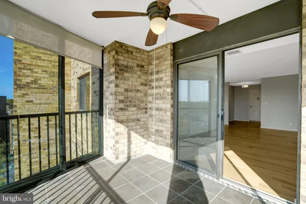 $2,350 | 5904 Mt Eagle Drive, Unit 812, Alexandria, VA 22303