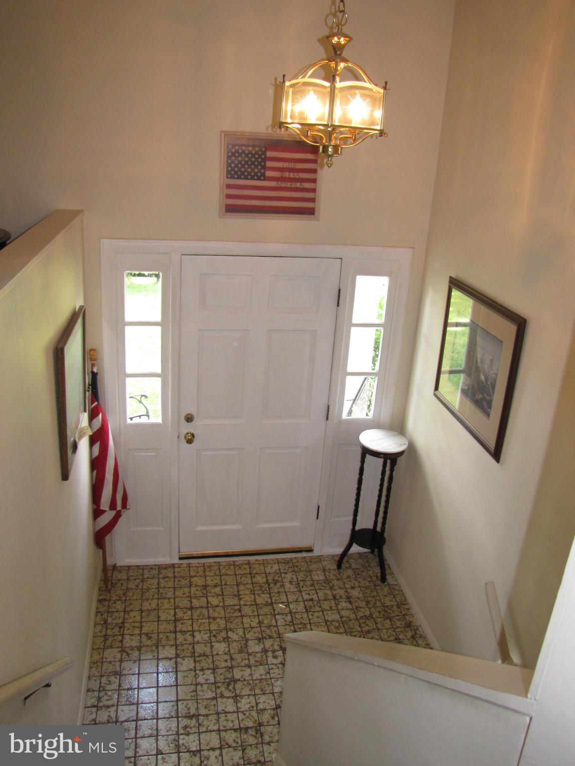 6033 Georgetown Road Broad Run, VA 20137 - Photo 4 of 30 Interior (General)