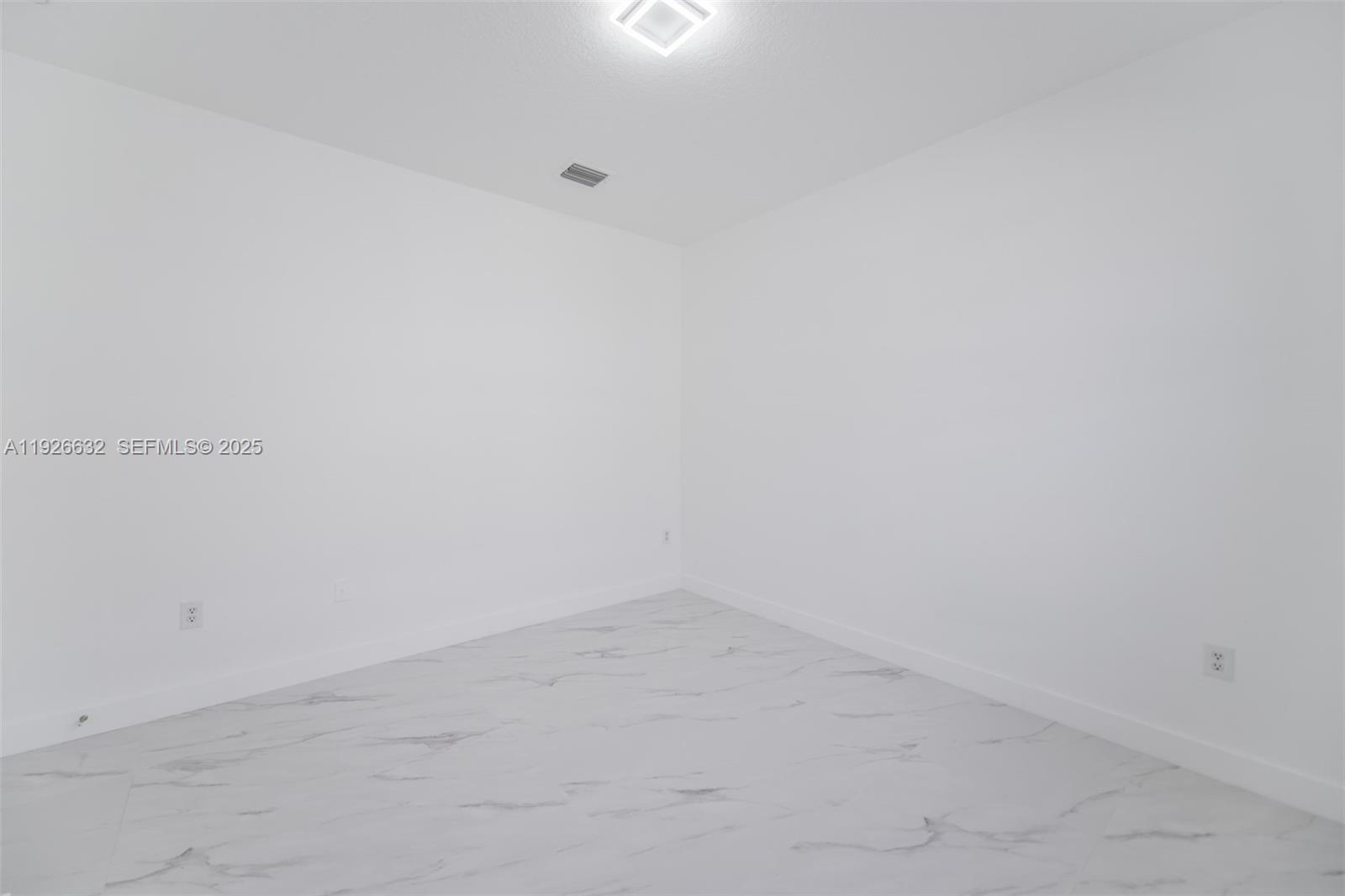 5290 Southwest 134th Avenue Miramar, FL 33027 - Photo 26 of 44 a view of small space