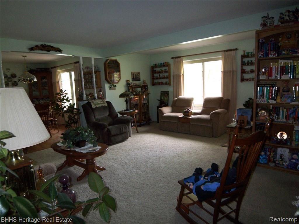 115 Thompson Street Howell, MI 48843 - Photo 23 of 25 100_0284.JPG