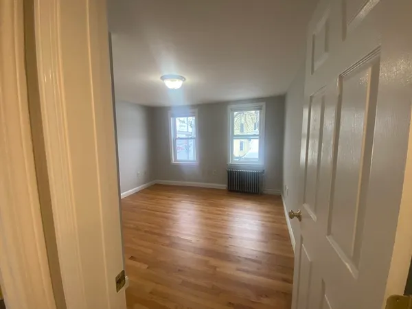 $2,950 | 114 Magazine Street, Unit 2, Cambridge, MA 02139